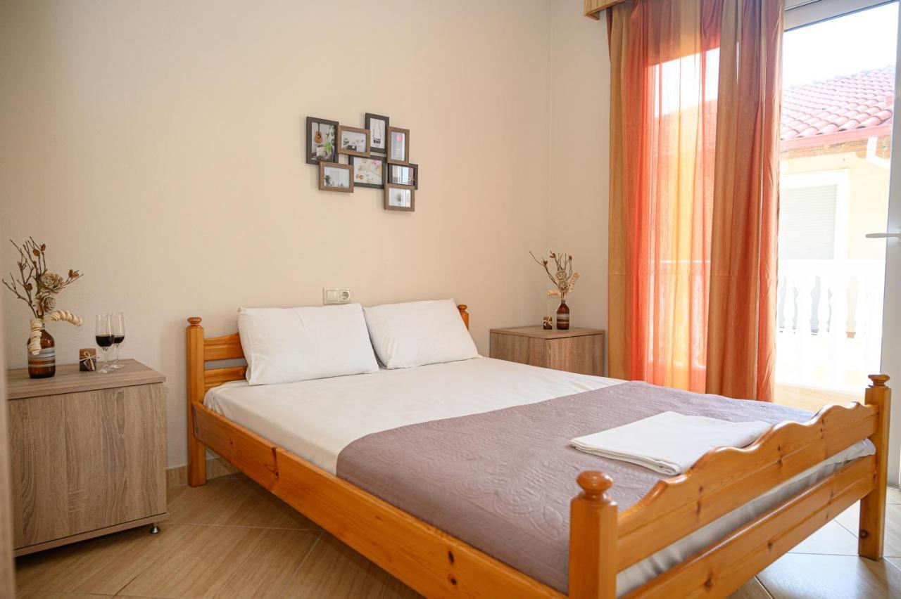 Anastasios Room'S Olympiaki Akti Bagian luar foto